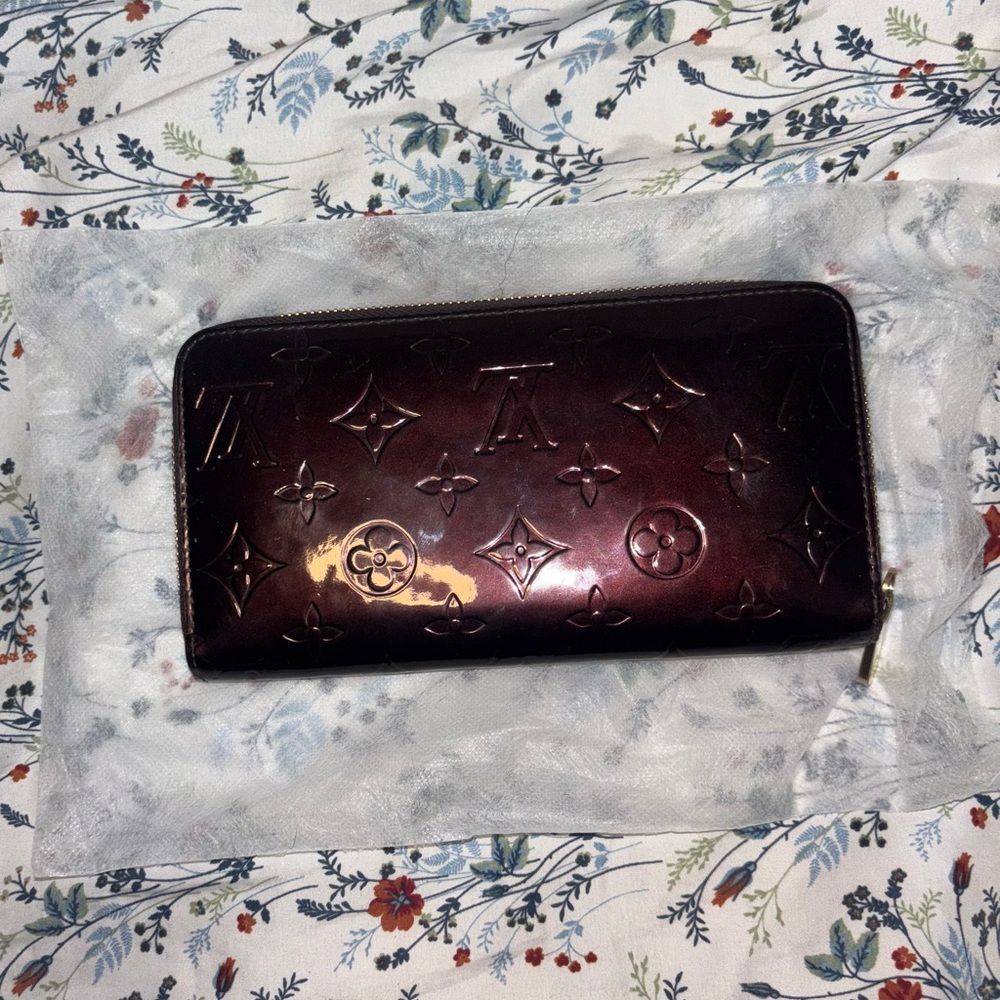 Louis Vuitton Monogram Wine Vernis Patent Leather Empreinte Zippy Long Wallet